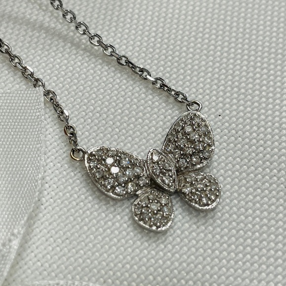 14KT White Gold Pave Diamond Butterfly Pendant Necklace